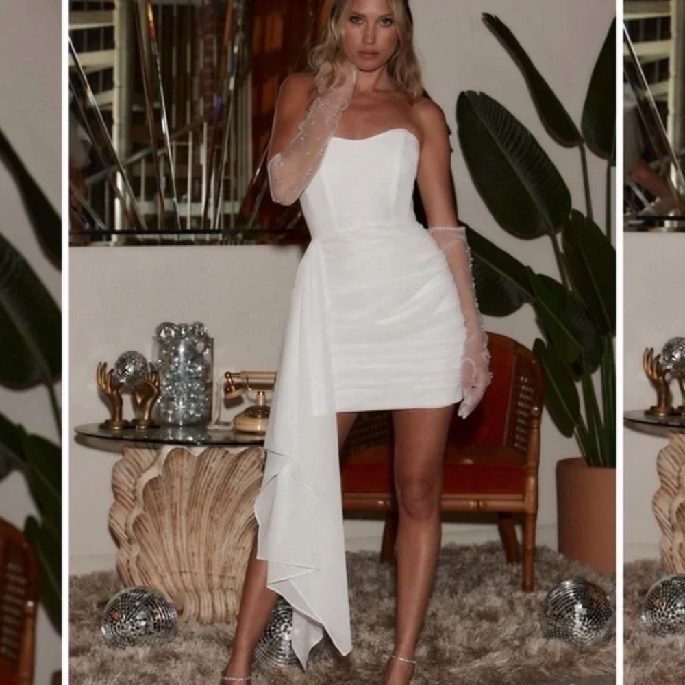 12th Tribe Jeanette - Strapless Mini Bachelorette Dress